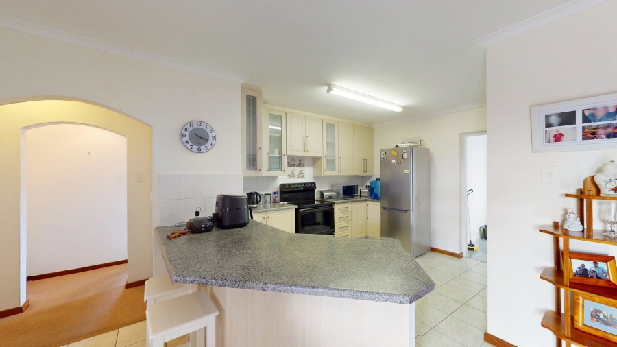 2 Bedroom Property for Sale in Sherwood Eastern Cape